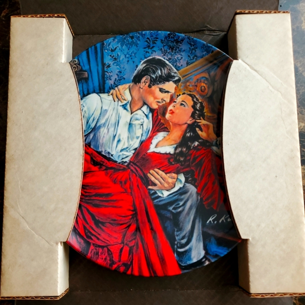 Gone With The Wind Vintage collectors porcelain plate Edwin M. Knowles 1985